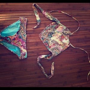 Hot paisley swim suit.